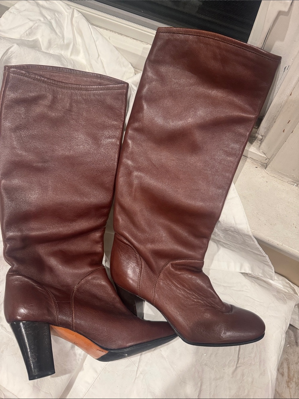 Women's Tall Leather Boots in Dark Brown